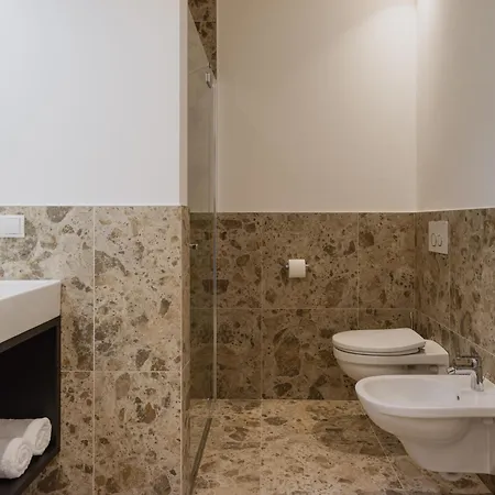 The Hills Merano Room photo